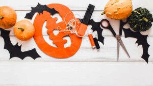 atelier mobile bois halloween